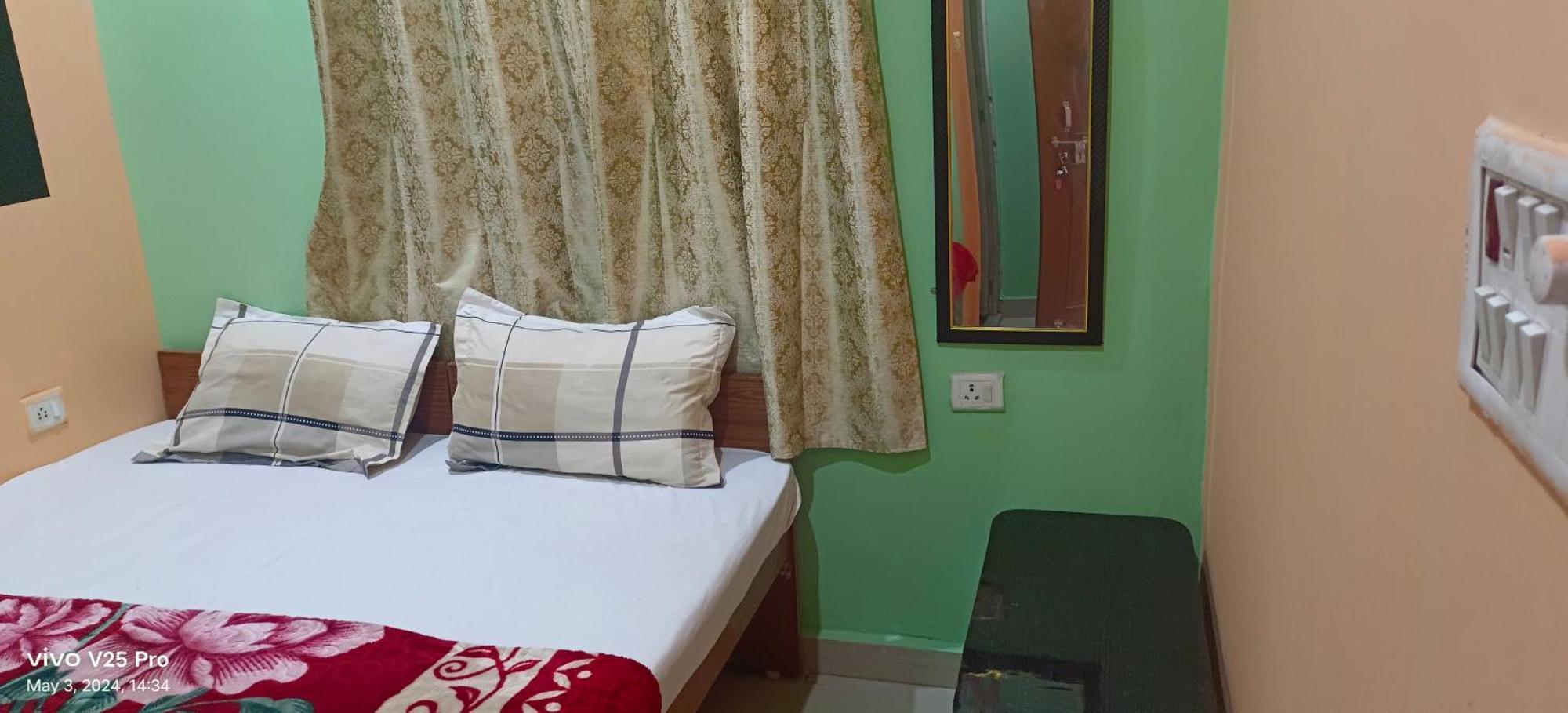 Lord Shiva Paying Guest House Benares Buitenkant foto